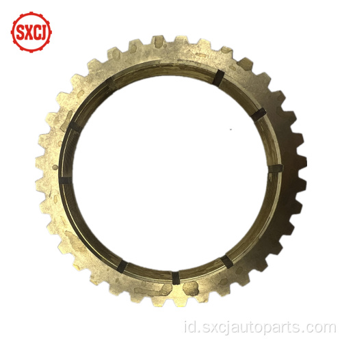 Hot Sale Manual Auto Parts Transmisi Synchronizer Ring OEM 32604-70L15 untuk Nissan